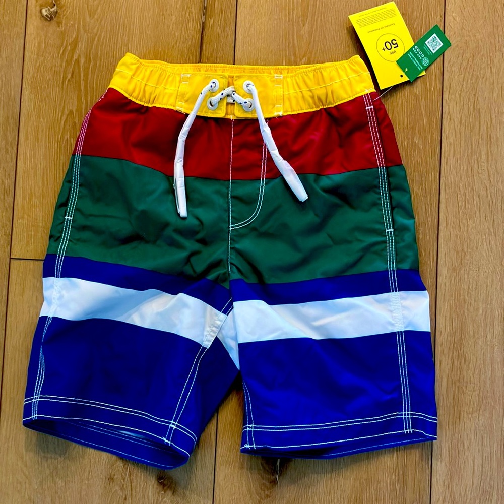 Gap Surf Swim Trunks. perfect, new condition. Size 6-7 boys (S)